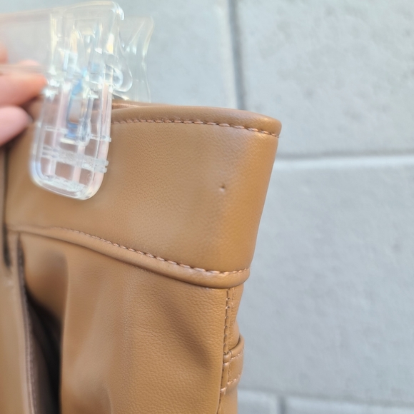 Abercrombie & Fitch | The 90s Straight Ultra High Rise Vegan Faux Leather Pants - Picture 8 of 10